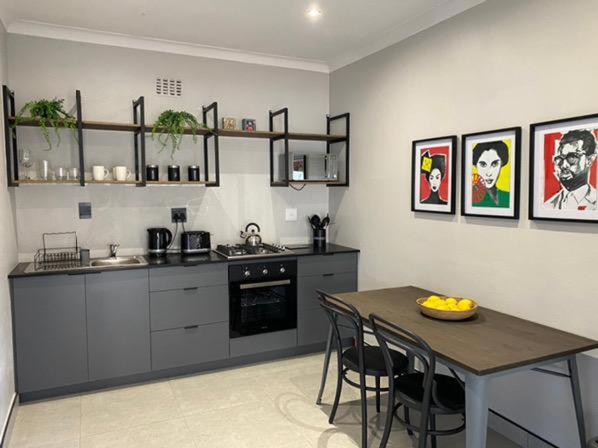 46 On Allcock Guest Apartment & Luxury Room Pretoria-Noord Eksteriør bilde